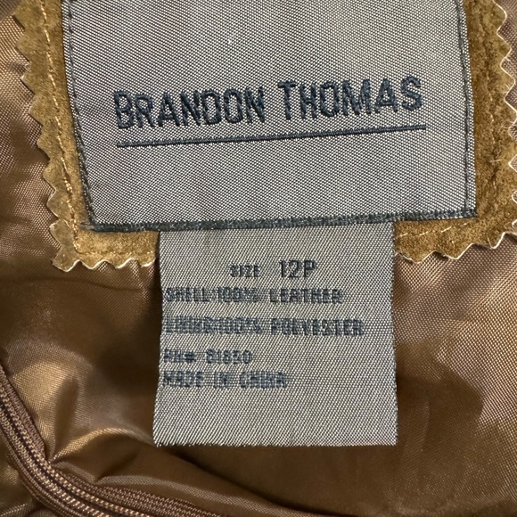 100 percent leather skirt - Picture 3 of 8